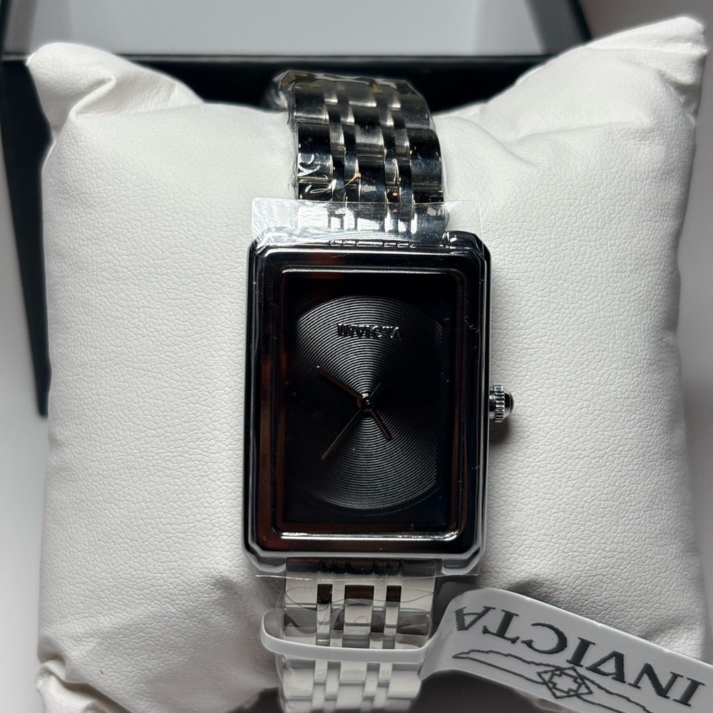 Invicta Women’s Sterling Silver and Black Rectangular Timepiece. Classic ⌚️26mm - Picture 2 of 10